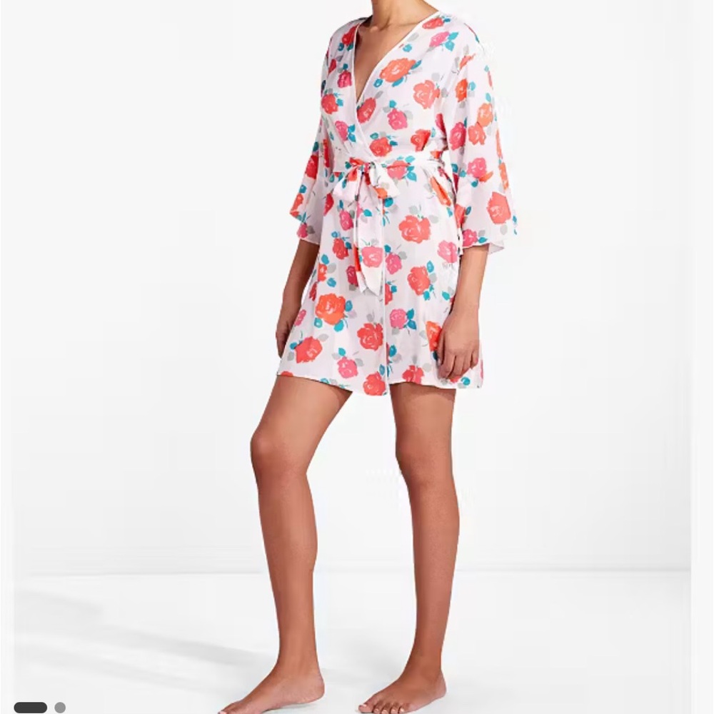 Kate Spade Rosebud Robe